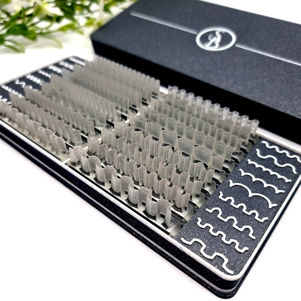 18 Short Very Sharp Blades - Set in a Stylish Designed Box
