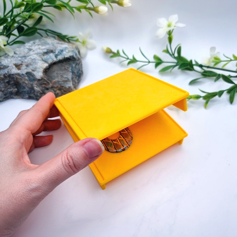 Stackable Flat Textured Baking Base - Squared (1pcs)