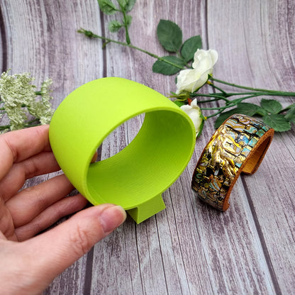 Light Curved Bracelet Cuff Maker - Baking Base