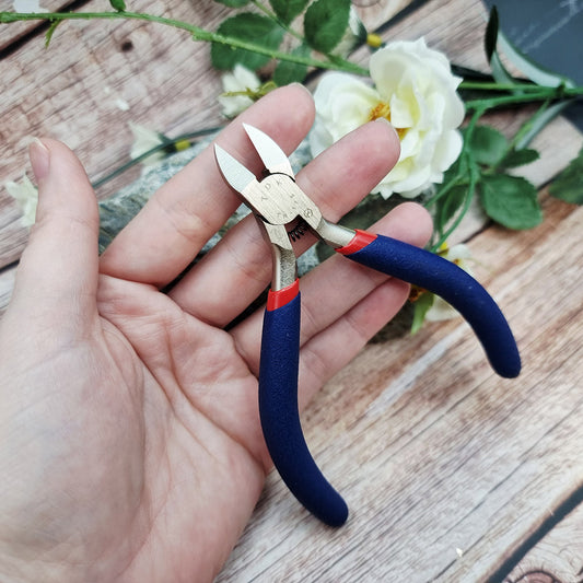 Cutting Pliers