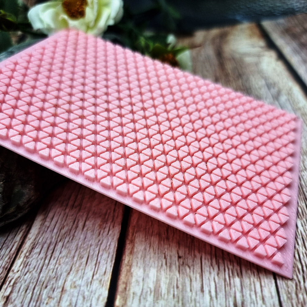 Cute Triangles OUT - Plastic Texture