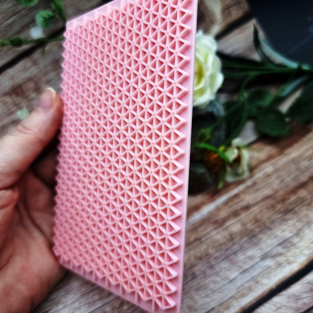 Cute Triangles IN - Plastic Texture