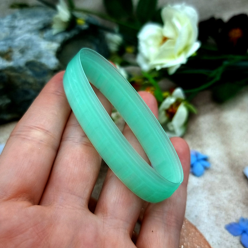 Green PLA long oval polymer clay cutter with smooth rounded ends and terracotta clay oval earring pieces by SweetyBijou