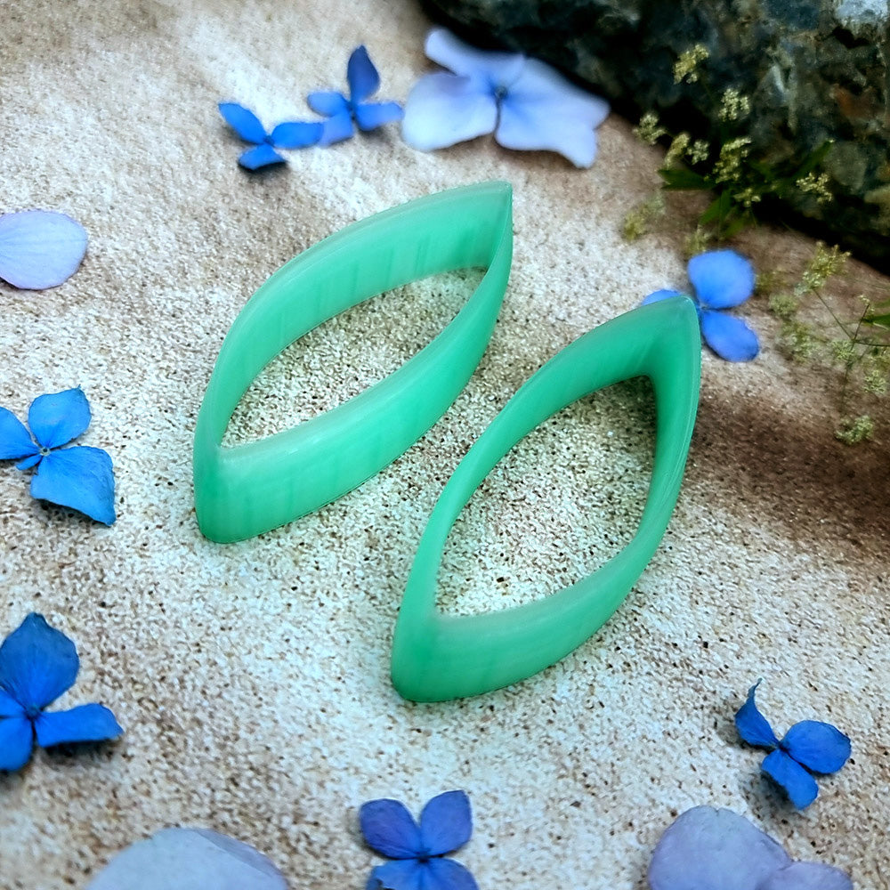 Pair of mirrored green PLA curved leaf polymer clay cutters, a left and a right cutter, for long statement earrings by SweetyBijou