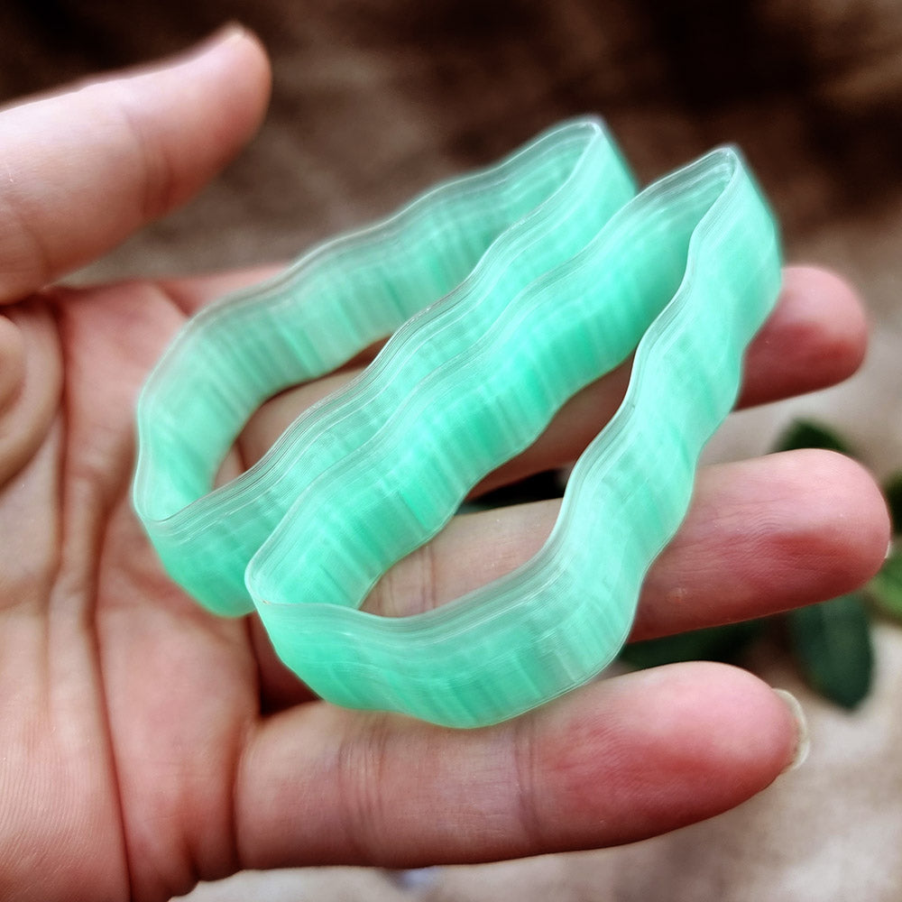 Pair of mirrored green PLA rippled leaf polymer clay cutters, a left and a right cutter, for long statement earrings by SweetyBijou