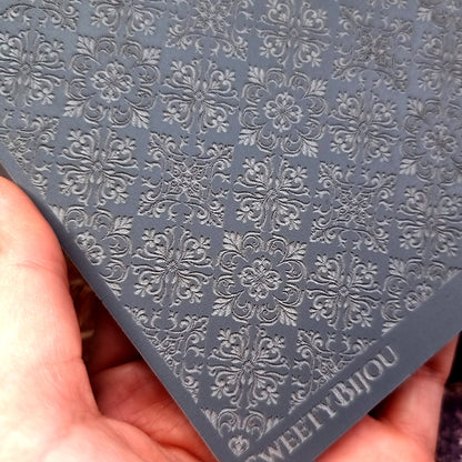 Unique Texture "Baroque Damask 2"