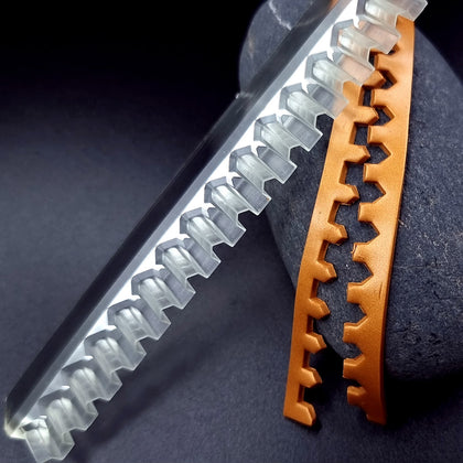 Long Blade - Large Sharp Fence #16