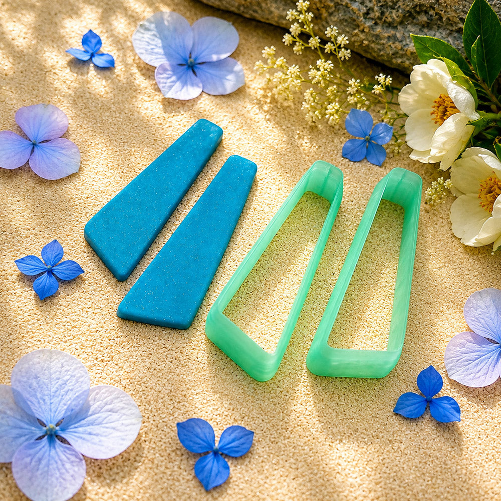 Pair of mirrored green PLA slanted bar polymer clay cutters, a left and a right cutter, for long statement earrings by SweetyBijou