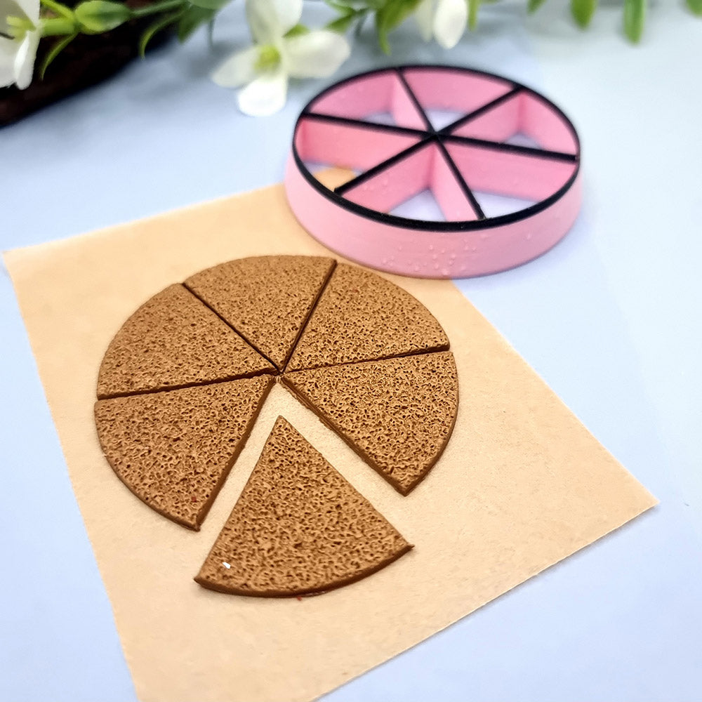 Slice cutter, disc divided into equal wedges, polymer clay