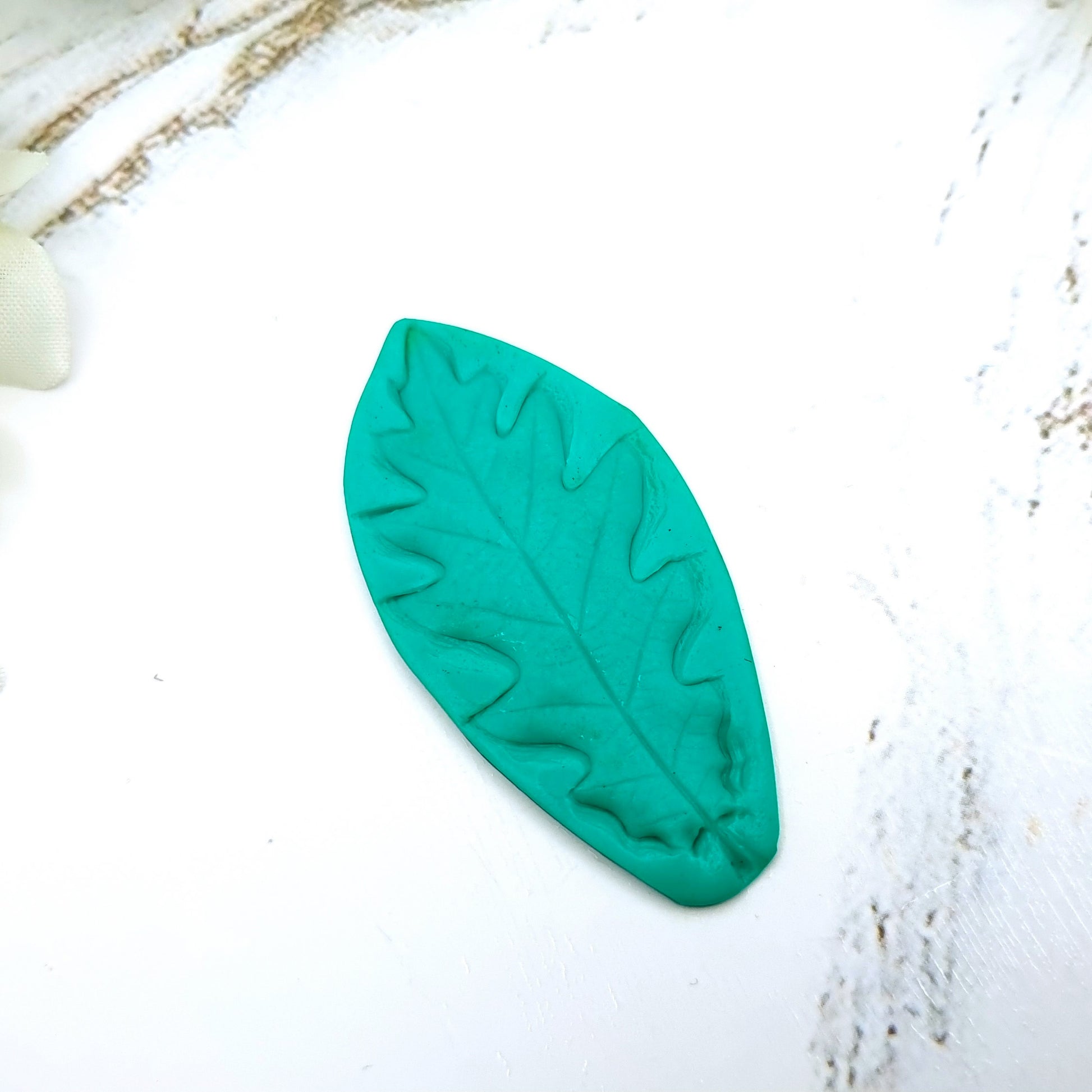 Natural Real Oak Leaf #2, 5.5cm Silicone Mold SweetyBijou Tools   