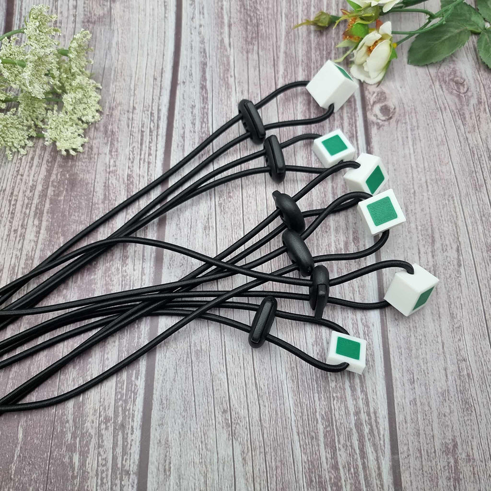 Set of 6x Cubed Markers on cords