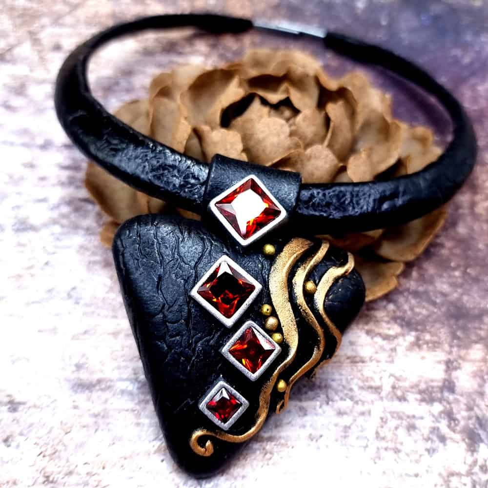 Triangle Black Necklace Necklace SweetyBijou Jewelry   