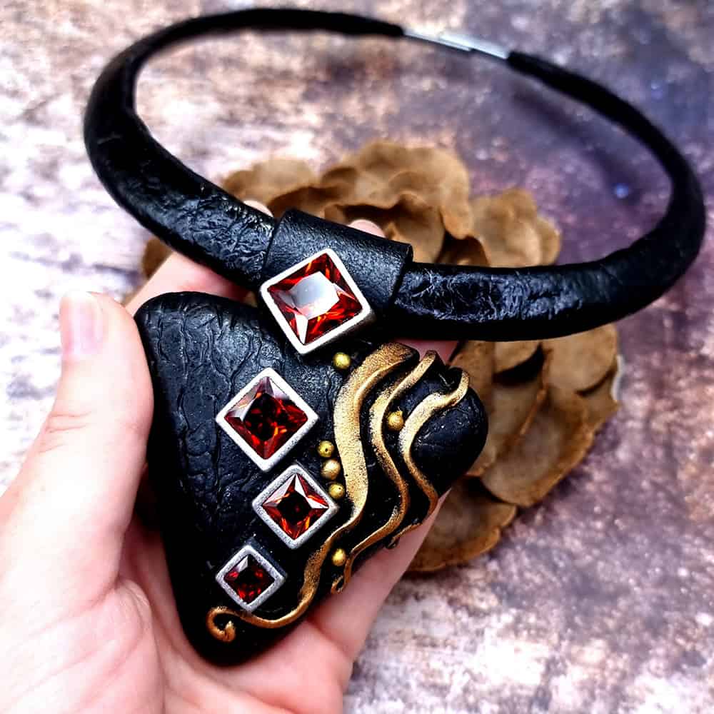 Triangle Black Necklace Necklace SweetyBijou Jewelry   