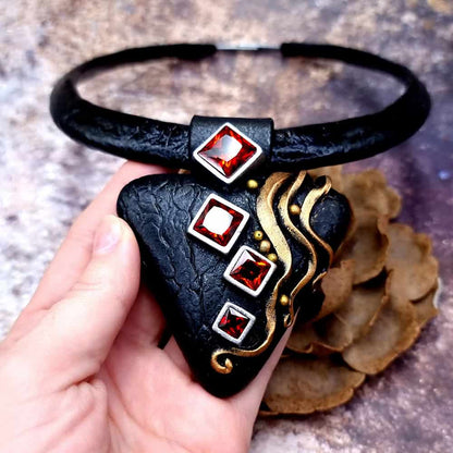 Triangle Black Necklace Necklace SweetyBijou Jewelry   