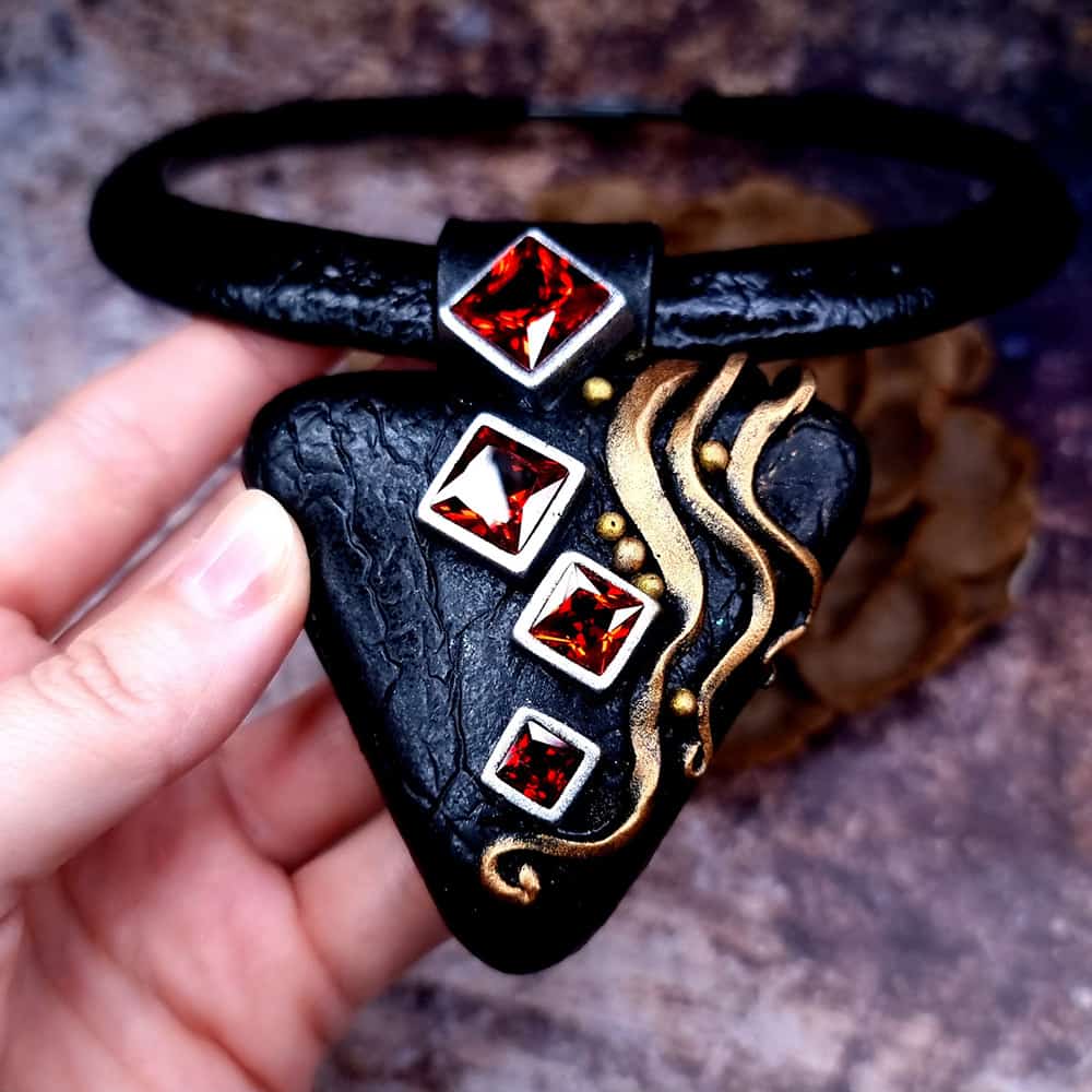 Triangle Black Necklace Necklace SweetyBijou Jewelry   