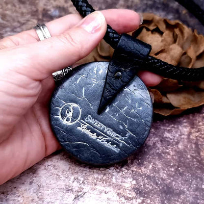 Round Red Pendant Pendant SweetyBijou Jewelry   