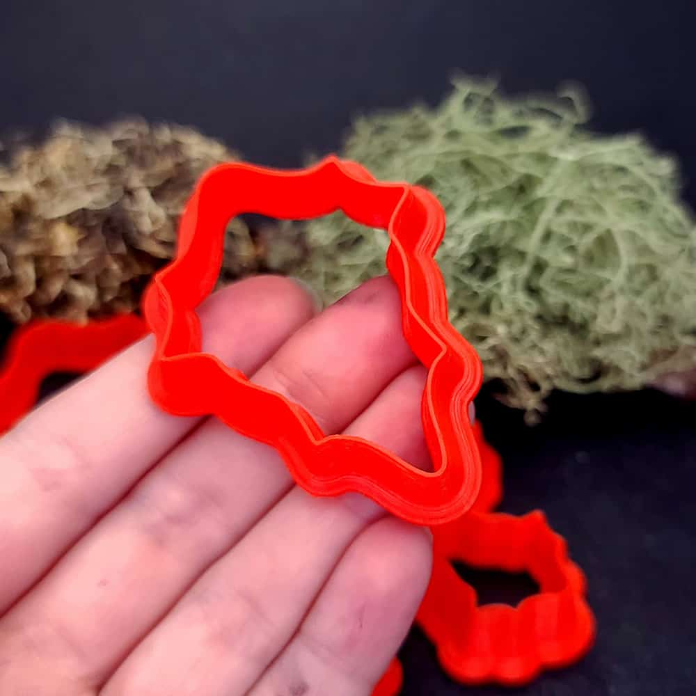 Wave-Edged Heart Clay Cutter Plastic Cutters SweetyBijou Tools   