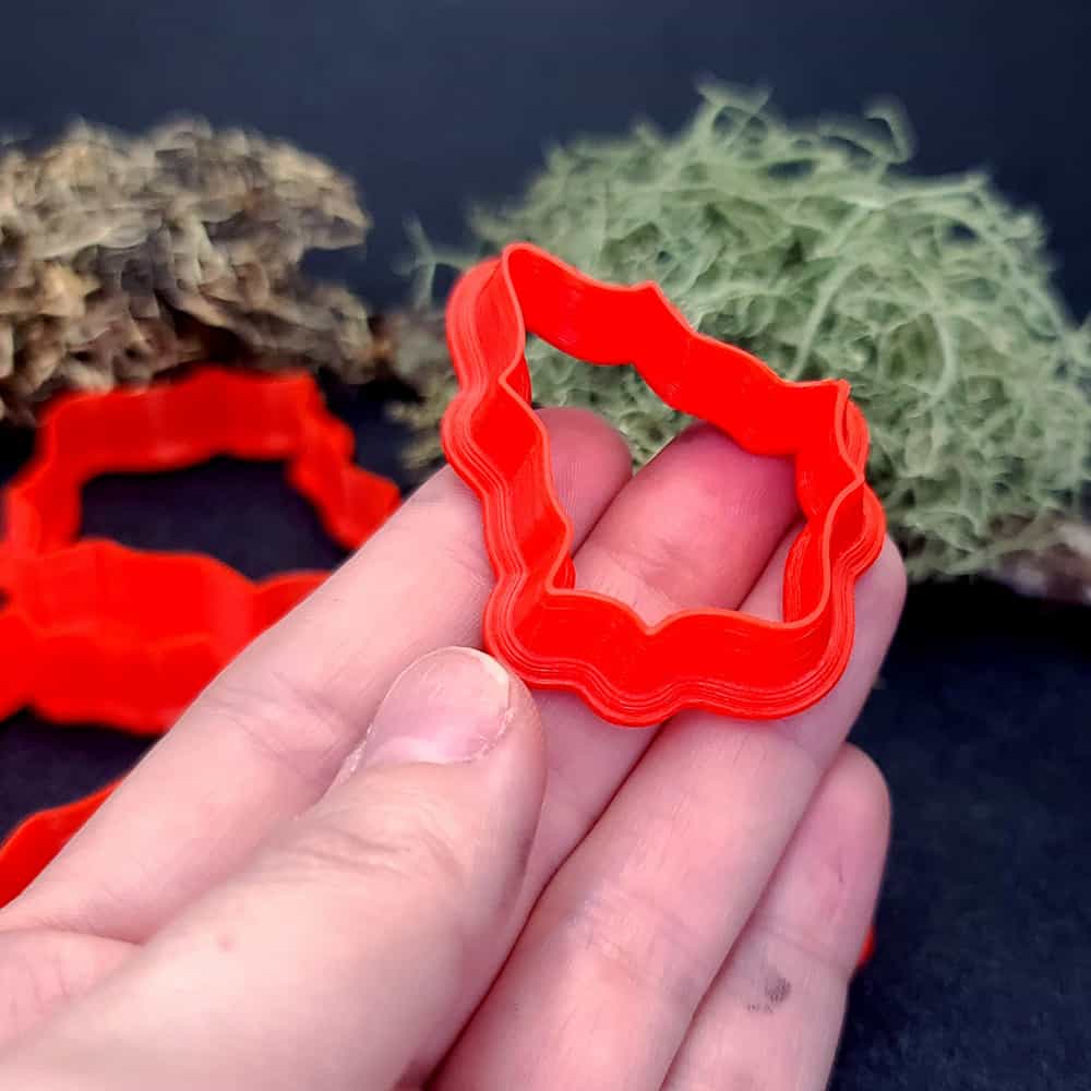 Wave-Edged Heart Clay Cutter Plastic Cutters SweetyBijou Tools   