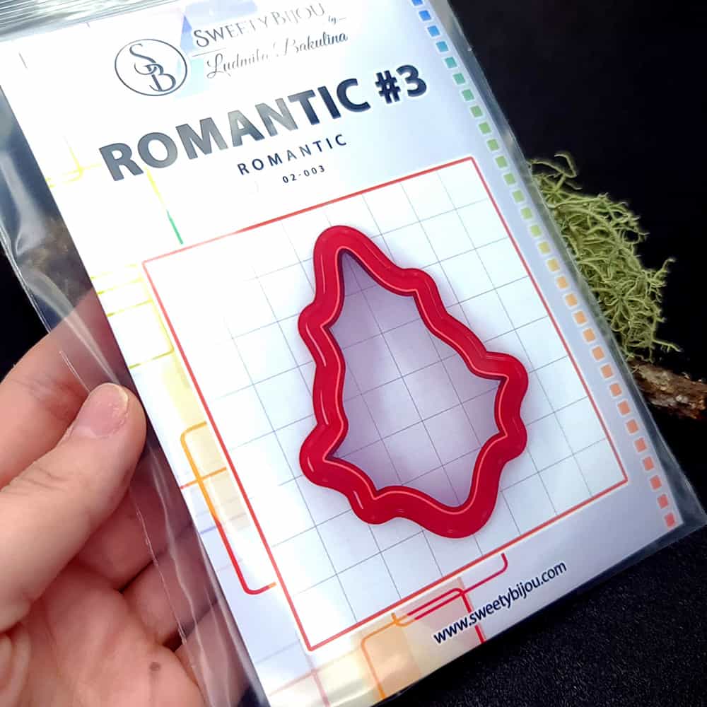 Wave-Edged Heart Clay Cutter Plastic Cutters SweetyBijou Tools   