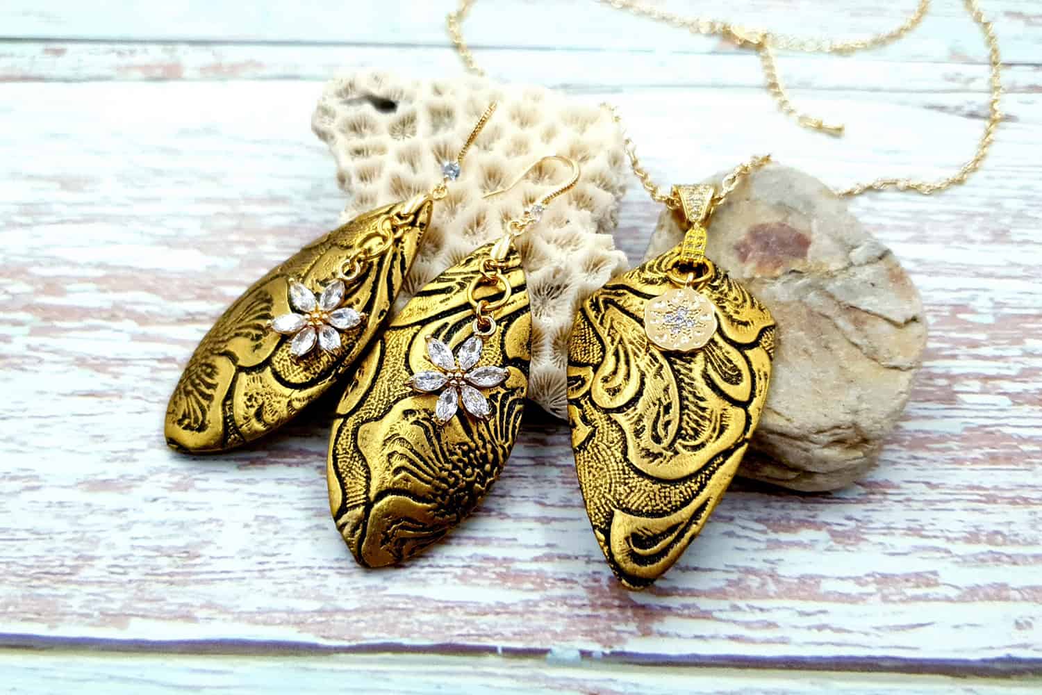 Jewelry Set "Golden Flowers" Jewelry Set SweetyBijou Jewelry   