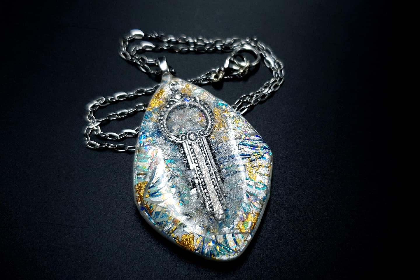 Pendant Magic in the Ice Pendant SweetyBijou Jewelry   