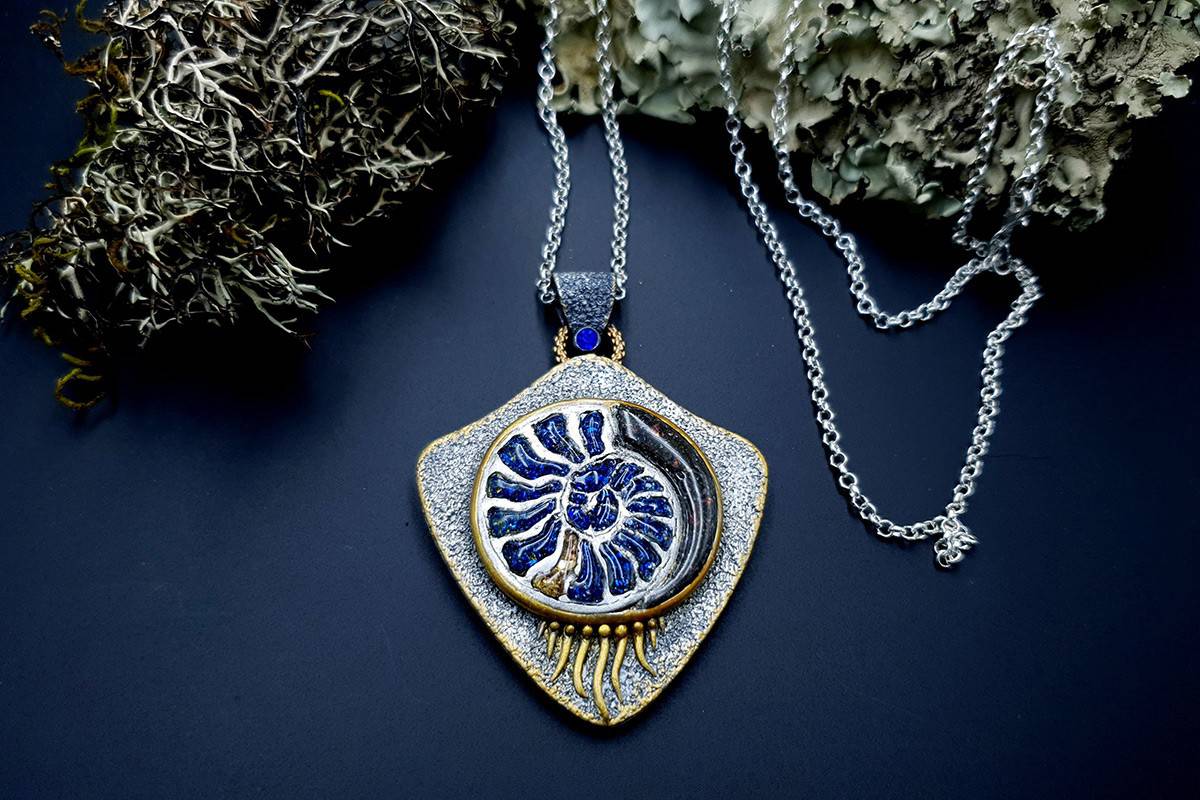 Blue Ammonite Pendant Pendant SweetyBijou Jewelry   