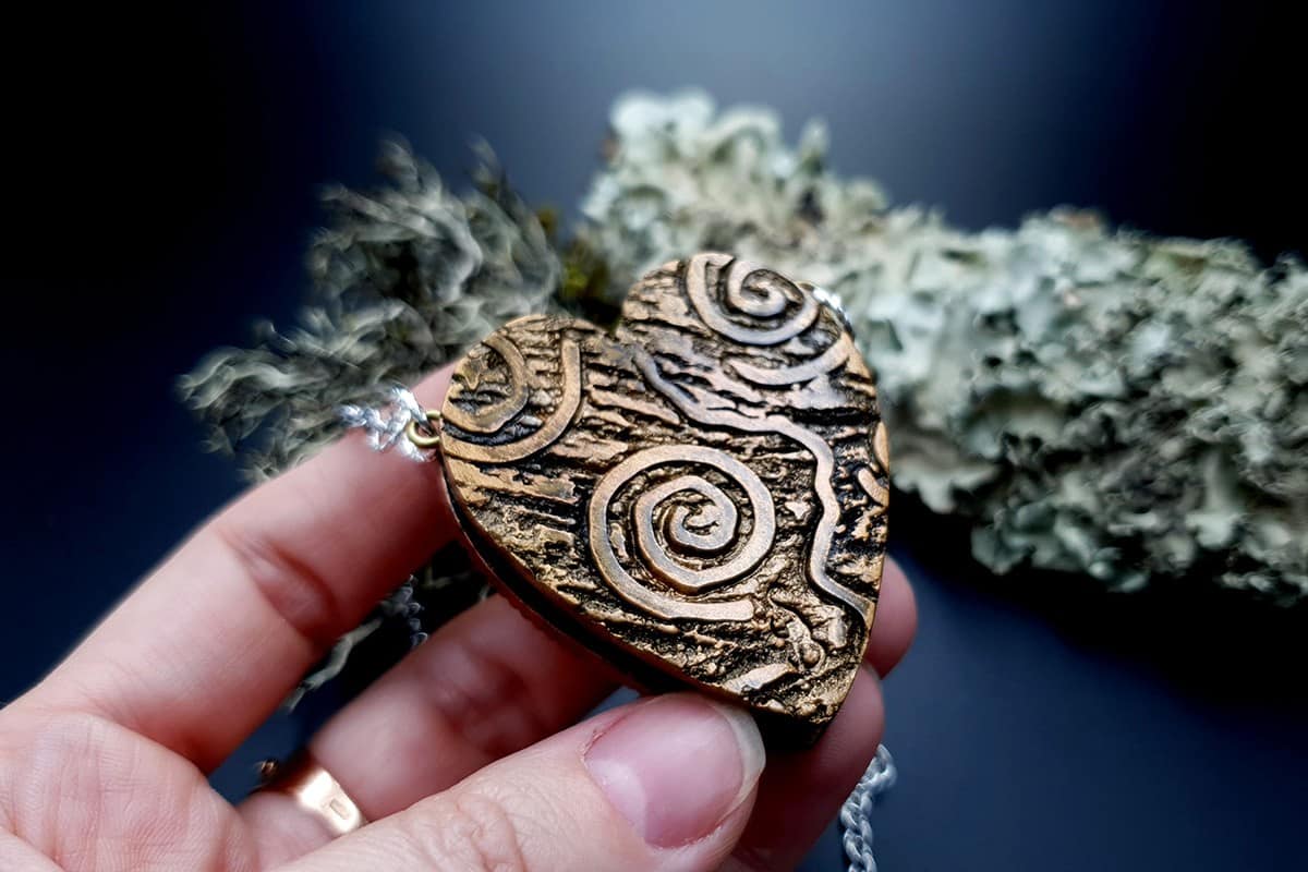 Pendant Photo Frame ~ Blue Light Pendant SweetyBijou Jewelry   