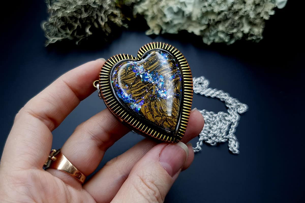 Pendant Photo Frame ~ Blue Light Pendant SweetyBijou Jewelry   