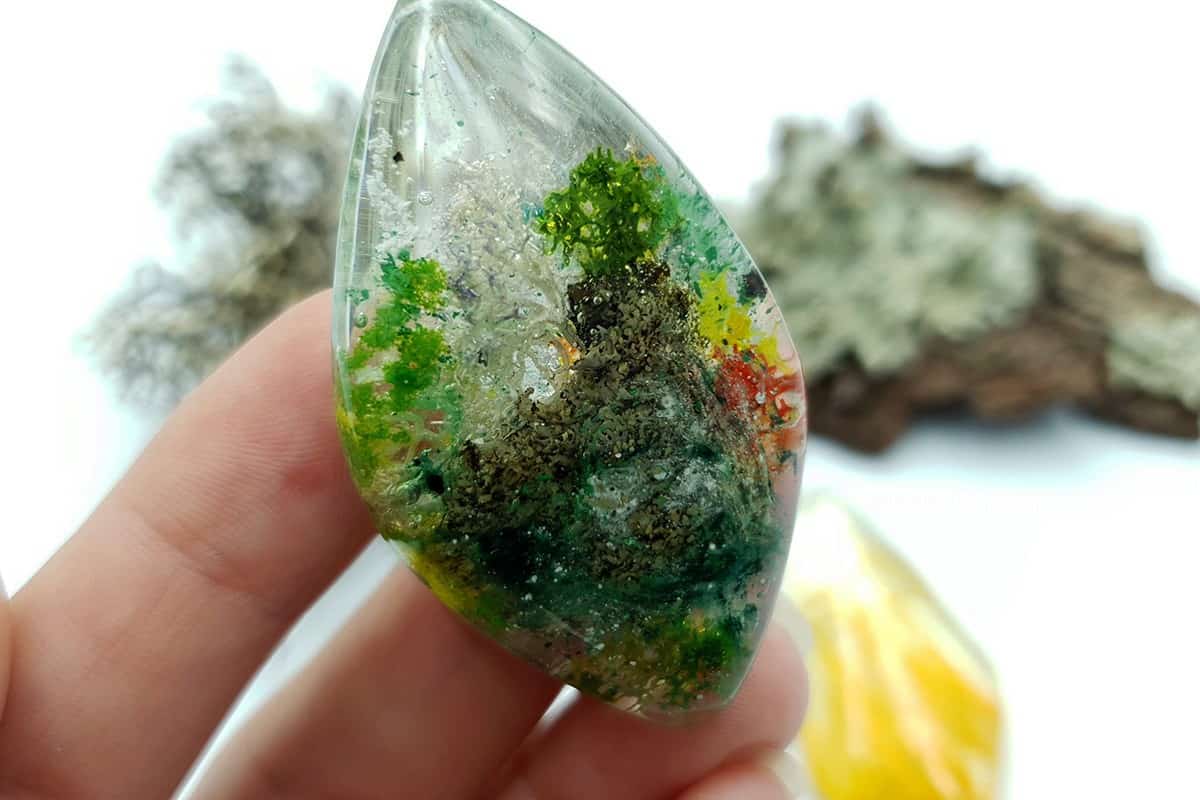 UV Resin Faux Moss Agate & Rutilated Quartz Stones Cabochons SweetyBijou Cabochons   