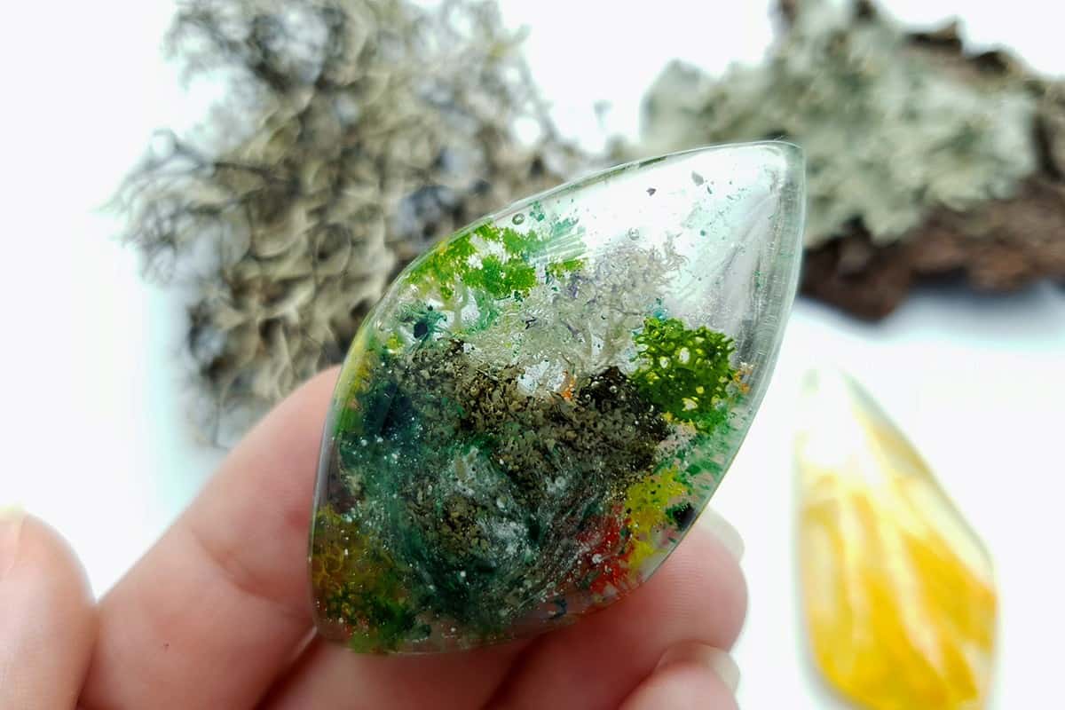 UV Resin Faux Moss Agate & Rutilated Quartz Stones Cabochons SweetyBijou Cabochons   