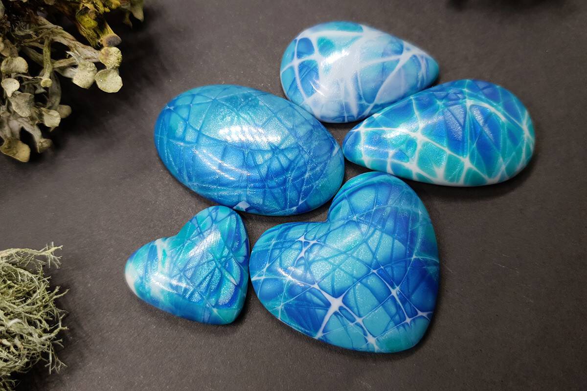 5 cabochons Faux Larimar Stone from Polymer Clay #3 (5980)