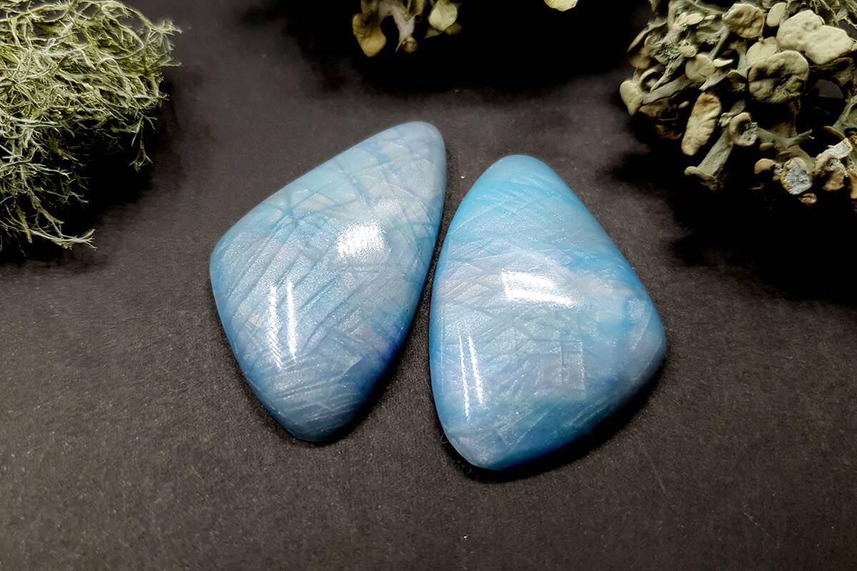 2 cabochons Faux Moonstone from Polymer Clay (#4) #5886
