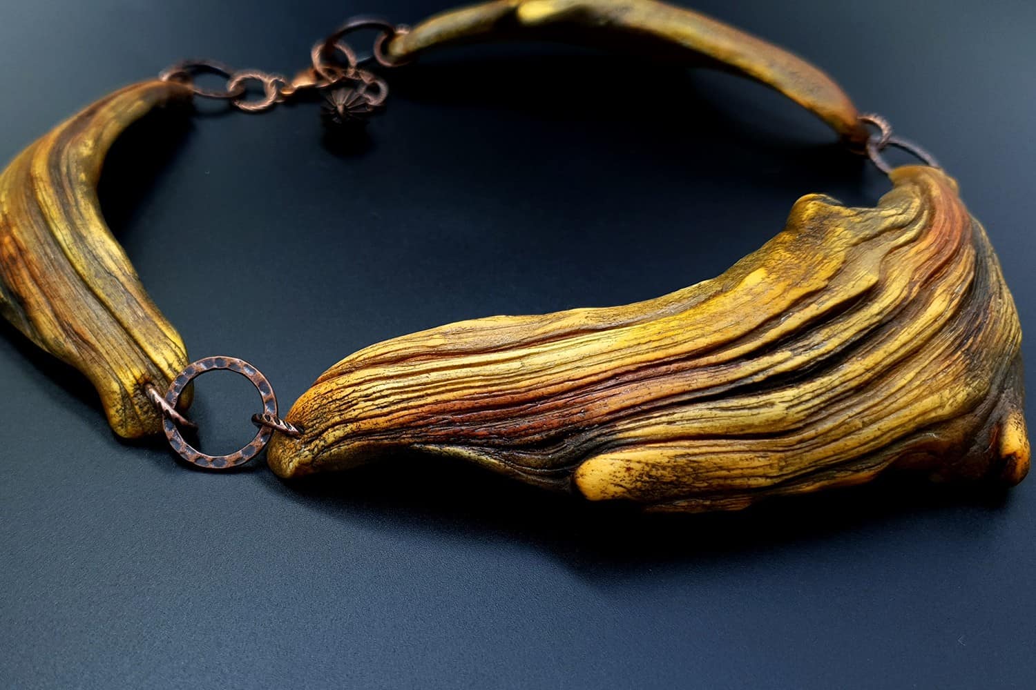 "River Wood" Necklace (1878)