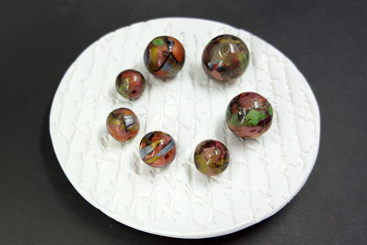 7 Round Beads - Brown, Green, Silver (Polymer Clay) (7597)
