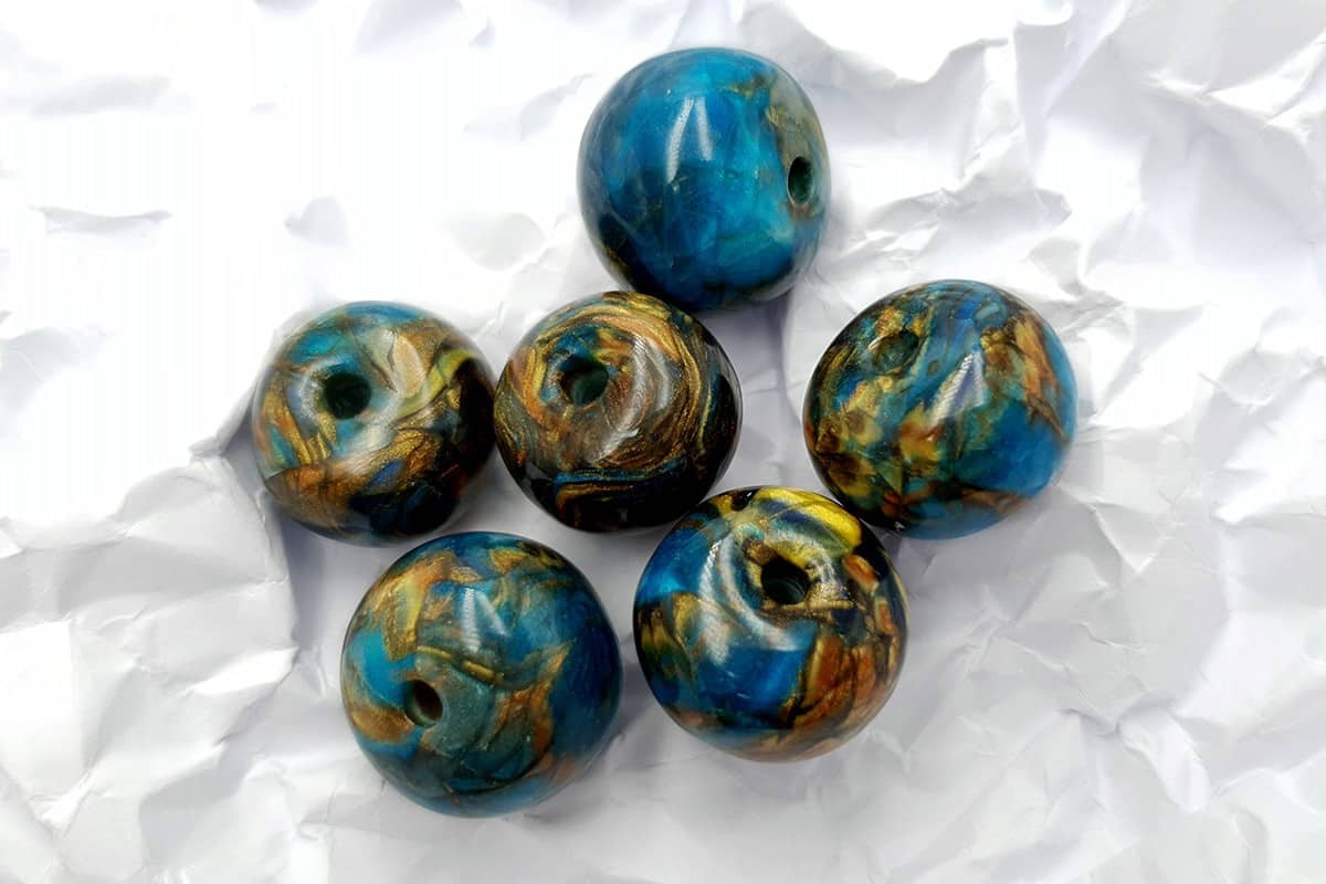 Set of 6 Faux Labradorite beads from polymer clay (6895)