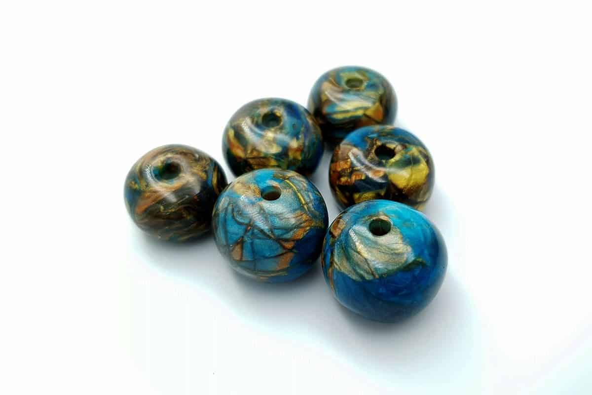 Set of 6 Faux Labradorite beads from polymer clay (6898)