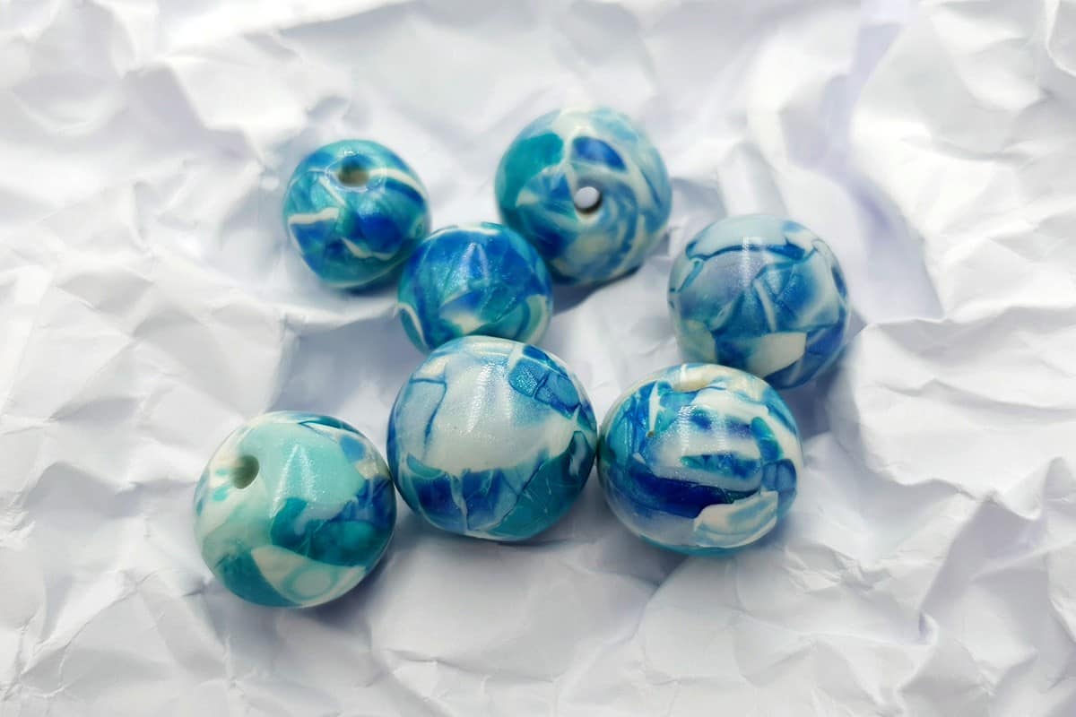 Set of 7 Faux Larimar beads from polymer clay (6907)