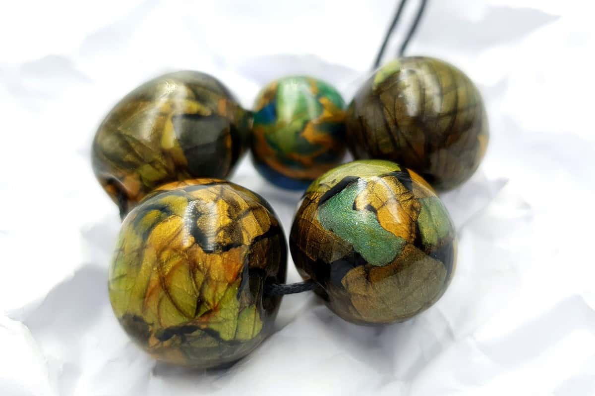 Set of 5 Faux Labradorite beads from polymer clay (6921)
