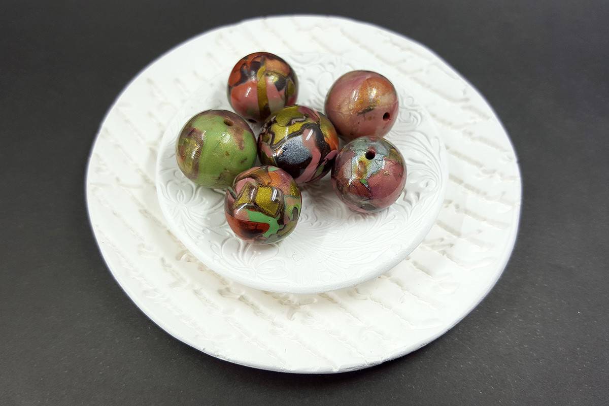 6 pcs Handmade Polymer Clay Beads (7167)