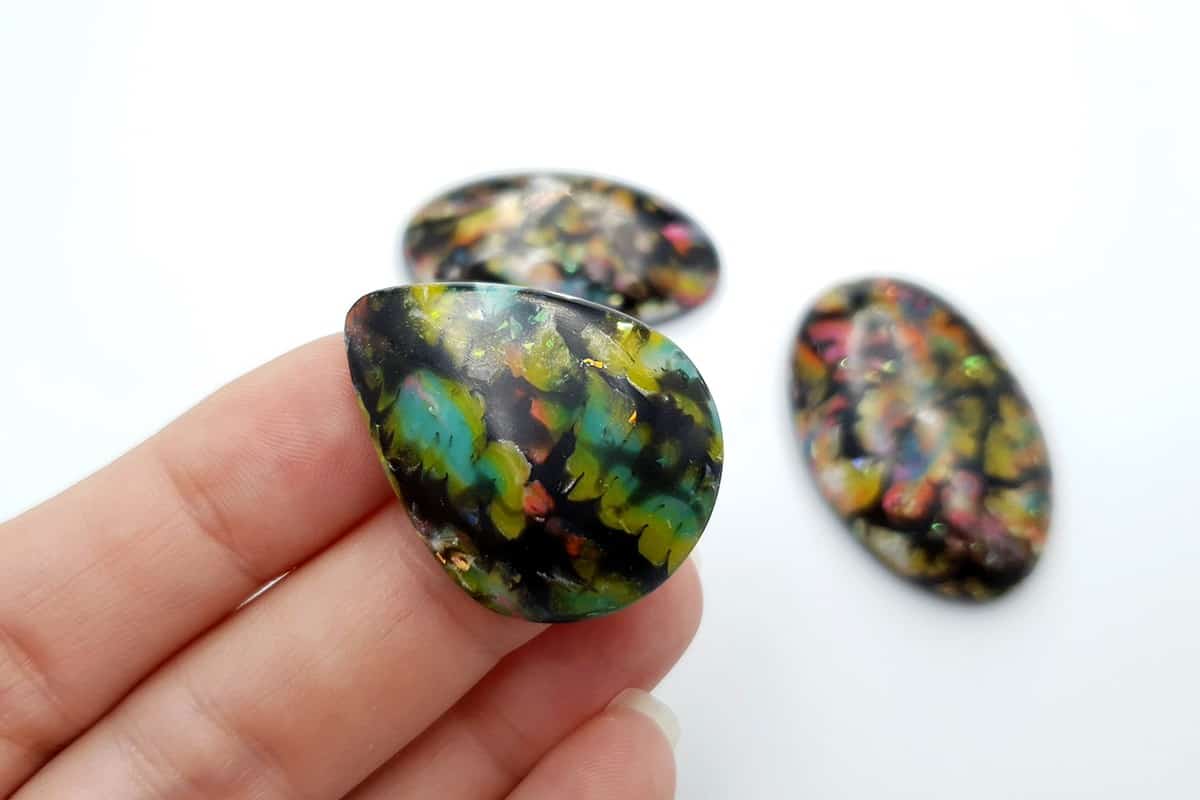 4 cabochons Faux Boulder Opal Stone (7239)