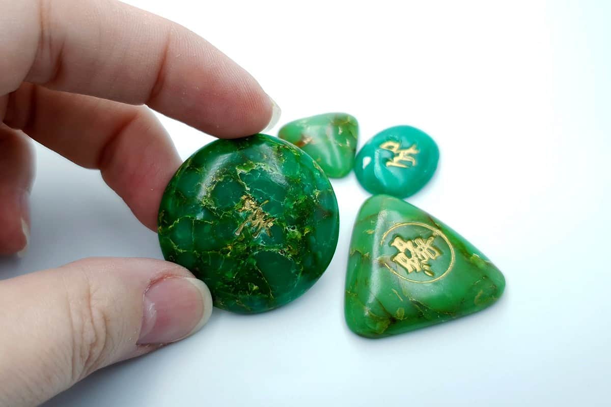 4 pcs cabochons Faux Jade Stone from Polymer Clay (6849)