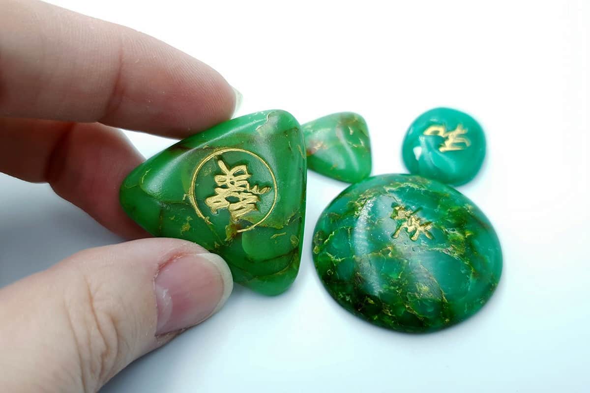 4 pcs cabochons Faux Jade Stone from Polymer Clay (6850)