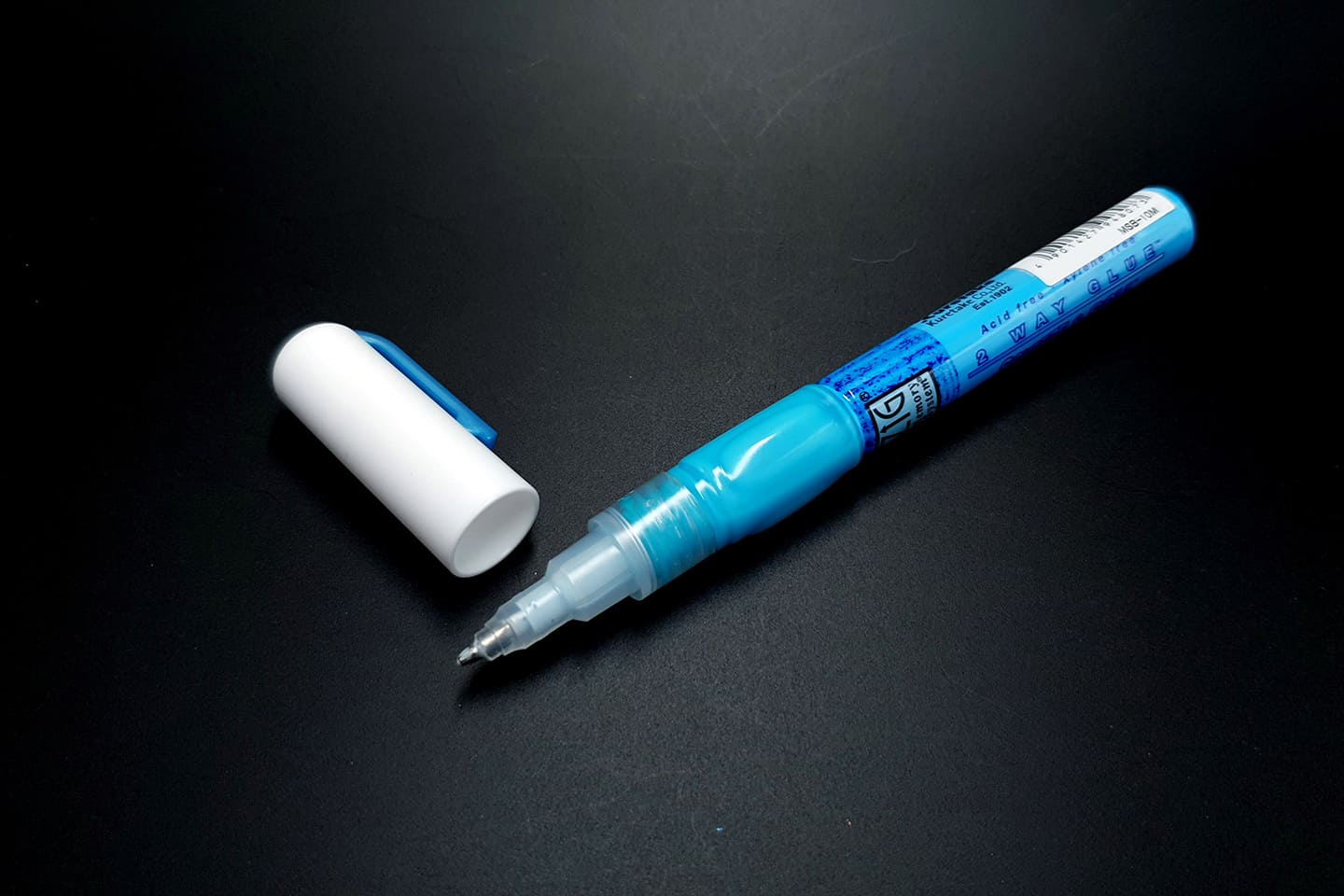 2 Way Adhesive Glue Pen - Squeeze and Roll (16143)