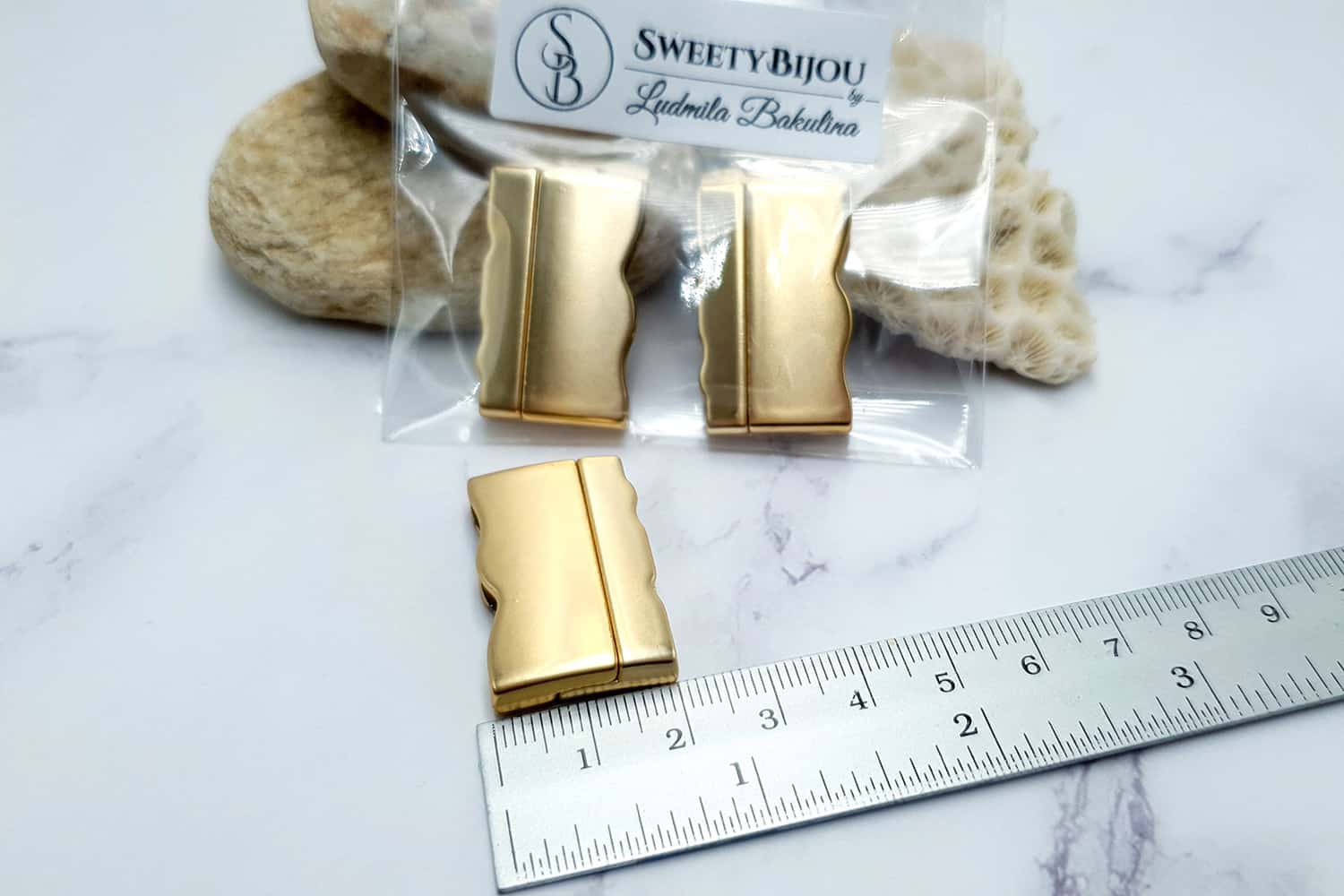 Golden Color Magnetic Clasps - 2 pairs (23275)