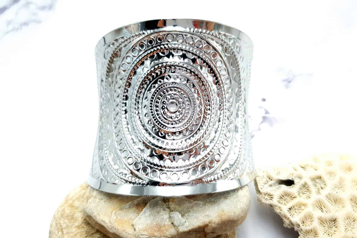 Bracelet metal base, circle pattern, silver color (23394)