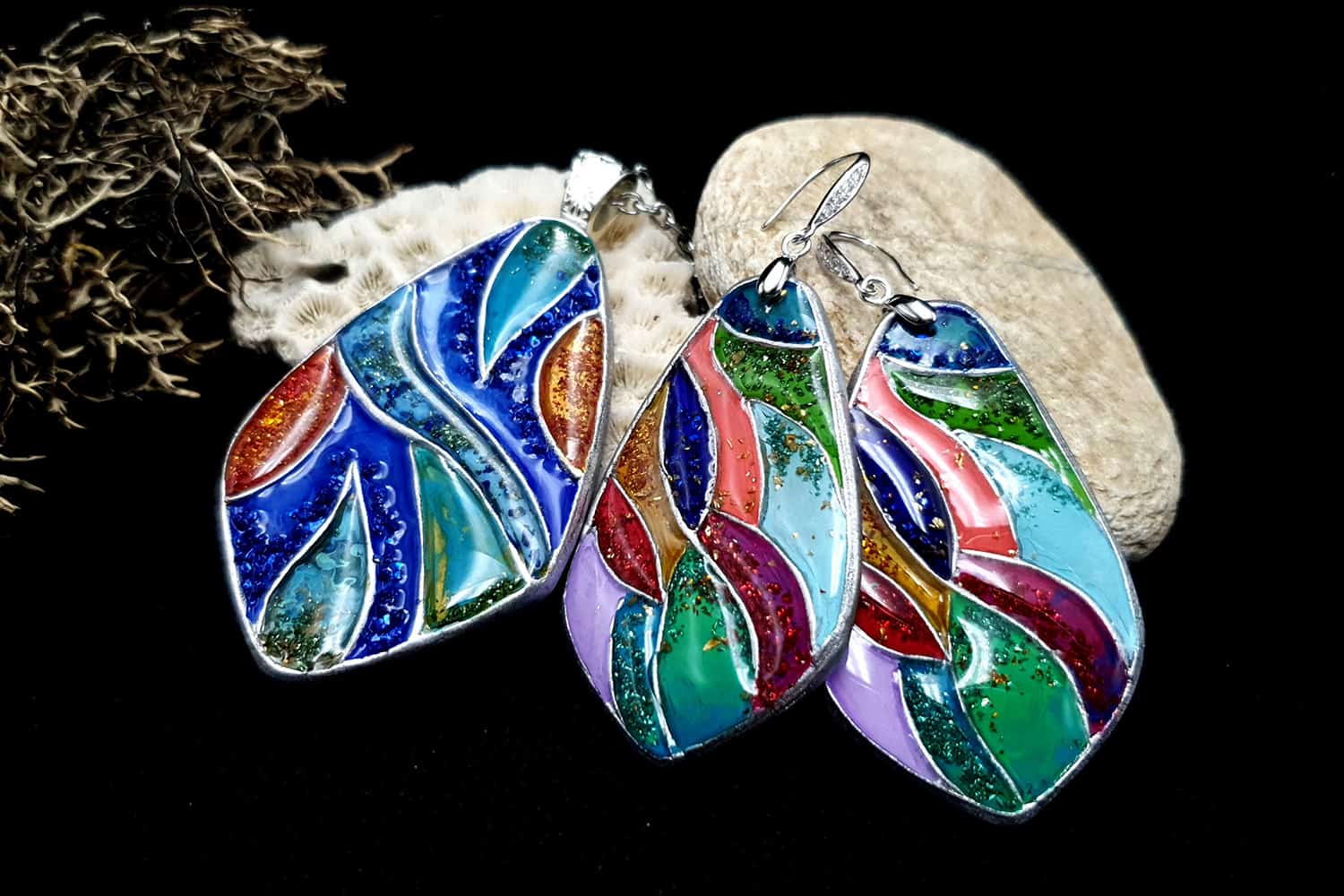 "Colorful Holidays" Polymer clay earrings & pendant #24119