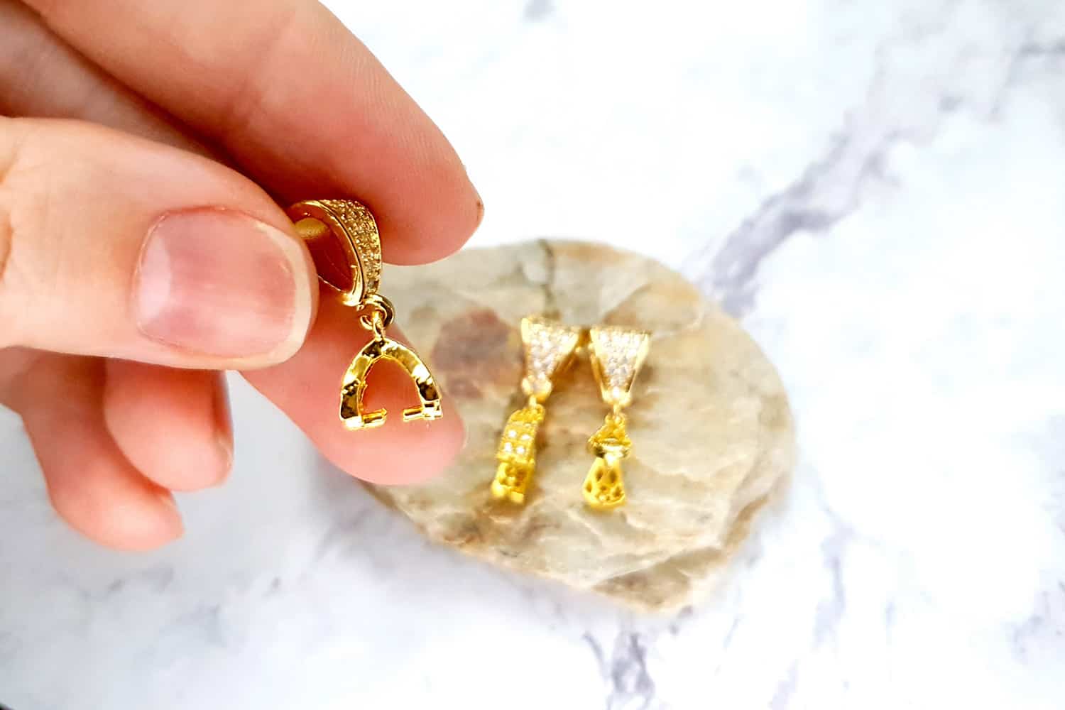 3 high quality golden crystals pendant pinch bail (25378)