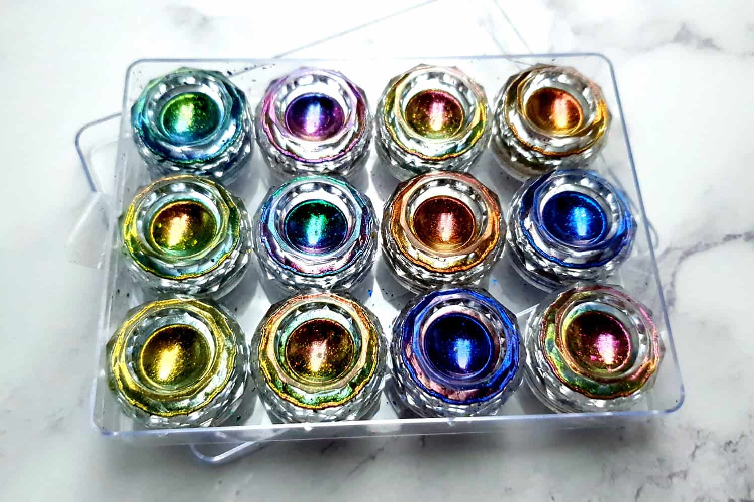 12 Jars/Set Colorful Chameleon Flakes (25269)