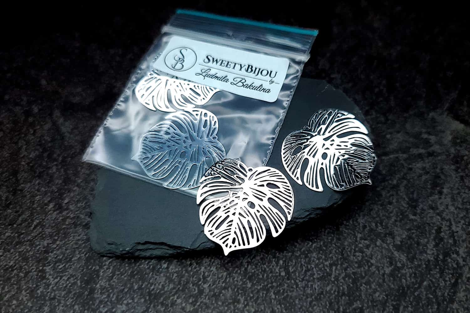 Silver color exotic leafs charms for earrings (27202)