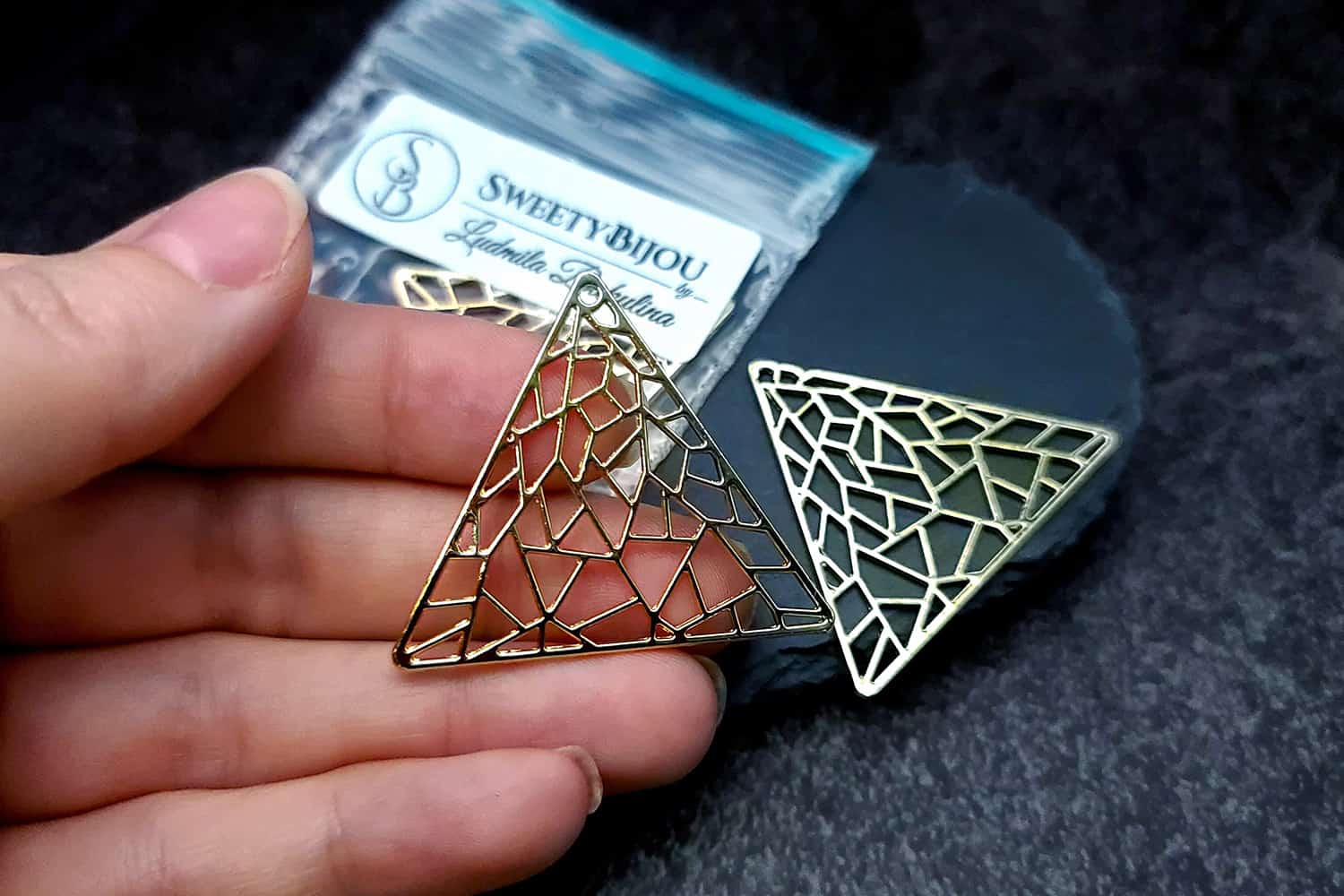 Golden color triangle shape charms for earrings (27225)